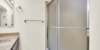 MUST BE 55+ TO RENT THIS CONDO Gallery 11