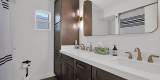 7629 N VIA DE LOS NINOS -- Gallery 20