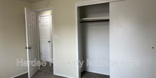 2106 N 33rd St. Gallery 11
