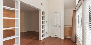 2811 LEE OAKS Court Gallery 14