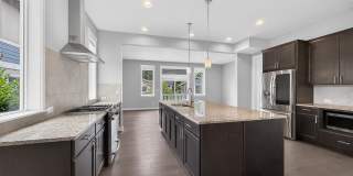 15249 Northeast Woodland Place Gallery 1