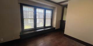 Adorable 2 Bedroom 1 Bathroom Gallery 10