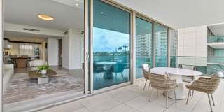 10203 Collins Avenue Gallery 23