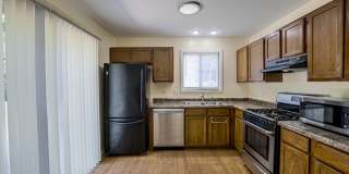 1130 BROCKTON Court Gallery 6