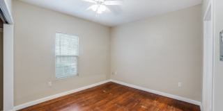 TOBIN HILL COTTAGE Gallery 21