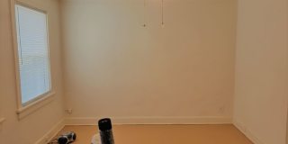 Brick Duplex with 3 bedrooms and 1 bath for rent. Gallery 6