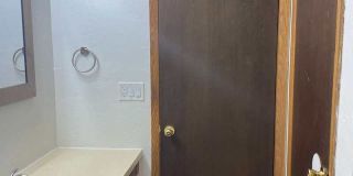 917-919 Meadowview Drive - 919 Gallery 28