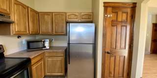 Spacious 4 bed 3.5 Bath in Maple Hill! Gallery 8