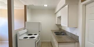 236 W Philadelphia Avenue Gallery 7