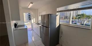 1595 NE 125th St Gallery 3