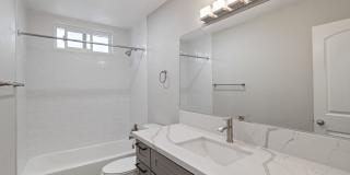 316 Beach Apartments Gallery 7