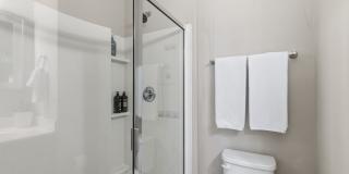 Stylish 3bd 3.5bath townhome for rent in the highly desirable Vermillion Gallery 31