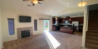 Like New 4 Bedroom Home in Heritage Square Like New 4 Bedroom Home in Heritage Square Gallery 4