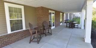 Senior Housing - Maple Brook at Golden Pond Gallery 16