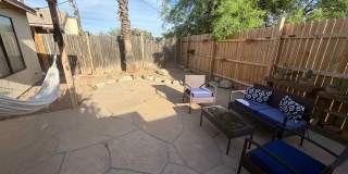 2 Bedroom 2 bath private enclosed yard for Gallery 8