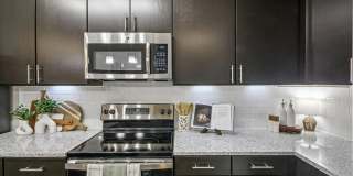 Mosby Poinsett Gallery 5