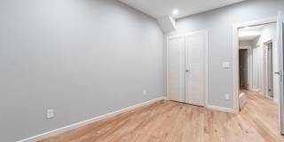 2045 N COLLEGE AVENUE Gallery 16