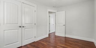 727 S State Street Gallery 16
