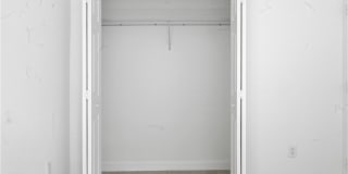 939 19th Street Gallery 24