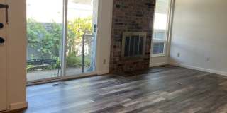 Beautiful 2 Bedroom Home in Lakewood! Gallery 7