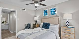 Grand Hampton Gallery 16