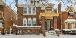 2727 Leslie Street Gallery 1