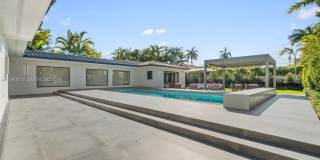 116 W 1st Ct Gallery 42