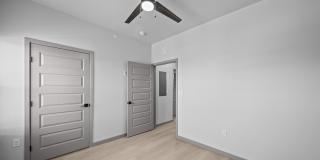 Retreat at Eastlake Gallery 55