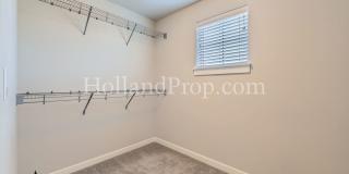 ** NEW PRICE ** Gorgeous 3-Bed Hillsboro Home with a Fenced Yard! Gallery 27
