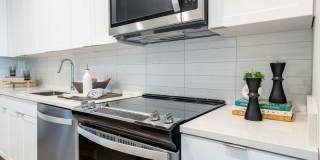 J. Ardin at Apopka Gallery 8