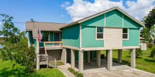 Expansive, Custom Home on East Bay! Gallery 1