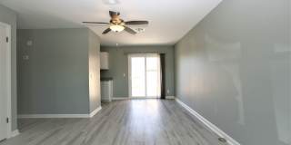 Beautifully updated 1 bedroom apartment within walking distance to the beach! Gallery 8