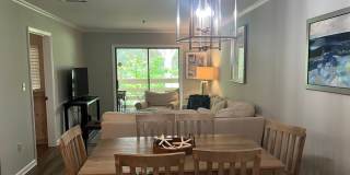 Walk to the Beach! Beautifully Remodeled/Furnished Fiddler's Cove Gallery 8