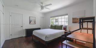 1714 Costado St Gallery 17