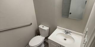 Must see studio apartment Gallery 7