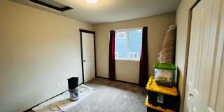 2022 Built, 4 Bedroom, Beautiful Home! Gallery 24