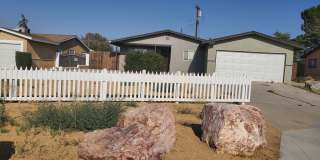 4 Bedrooms, 2 Baths, Victorville Home in Tatum Track Gallery 1