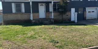 4 Bed 2 Bath Available! Gallery 1