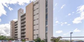 $3,000 / 2 Bed / 2 Bath / 2 Parking – Colonnade on The Green $3,000 / 2 Bed / 2 Bath / 2 Parking – Colonnade on The Green Gallery 1
