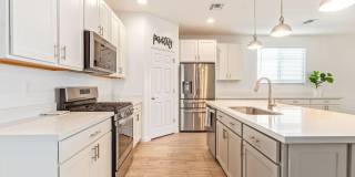 10617 S 55th Drive Gallery 6