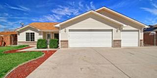 Beautiful 3 bedroom Fruita Home Gallery 1