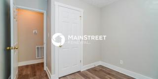 4006 Carlton Avenue Gallery 13