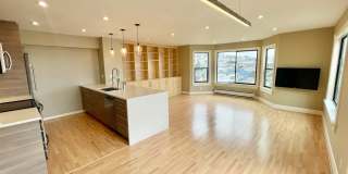 Eureka Valley / Dolores Hts. Luxury Condo w/Views, Deck, Parking – A MUST SEE! Gallery 1