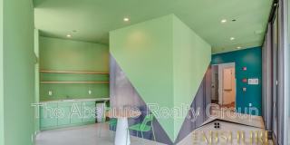 Yancey Street Gallery 6