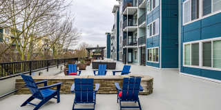 95 Burnett Gallery 15