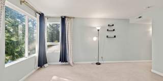 Amazing 2bed/1.5bath Condo Unit with Private Balcony in Meridian Park! Gallery 20