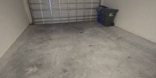 4 bed 2 bath home Gallery 17