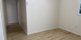 9827 Marshall Street Gallery 4