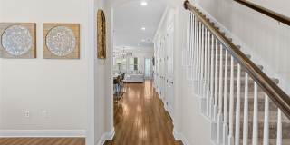 207 S MOODY Avenue Gallery 5