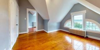 8 Hudson Terrace Gallery 11